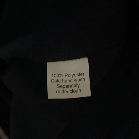 Elegant Black Off-Shoulder Mini Dress - Picture 5 of 8